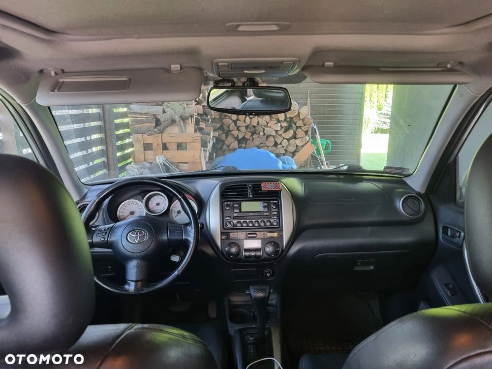 Toyota RAV4 2.0 VVT-i Prestige - 11