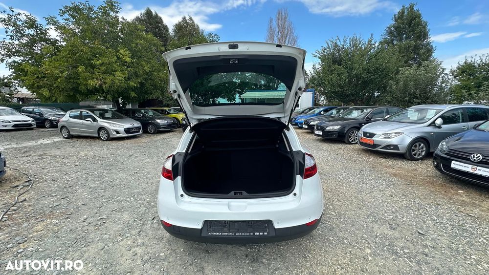 Renault Megane - 11
