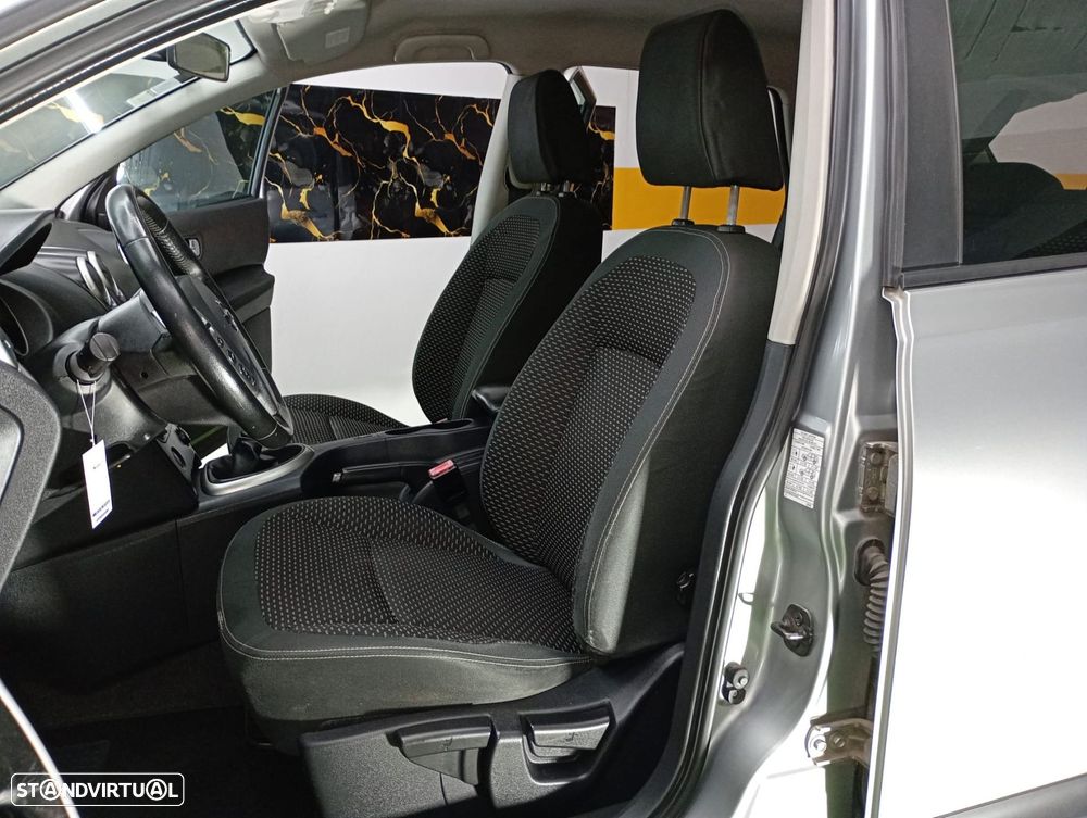 Nissan Qashqai 1.5 dCi Acenta - 19
