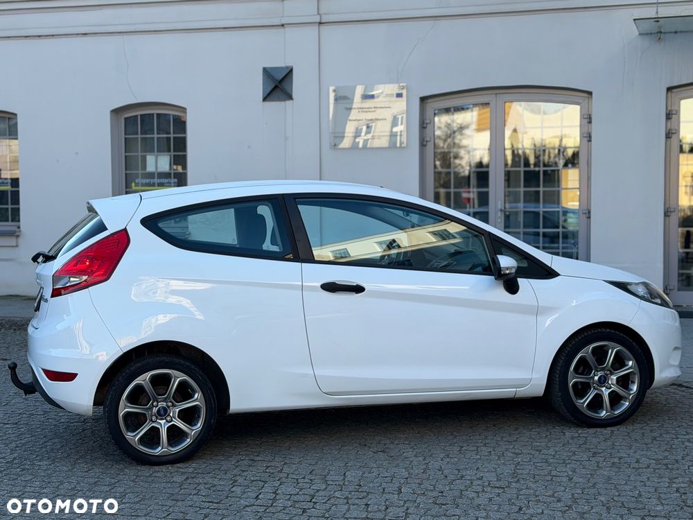 Ford Fiesta 1.6 TDCi Ghia - 10