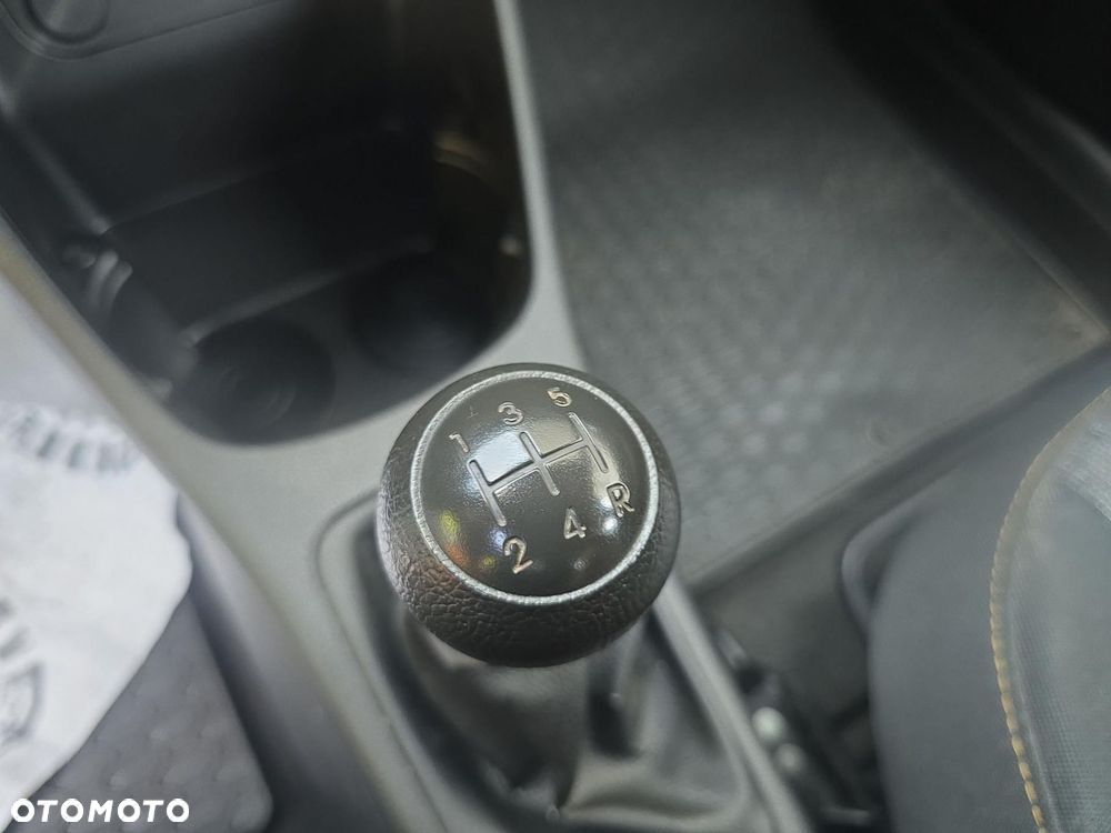 Kia Picanto 1.0 M - 17