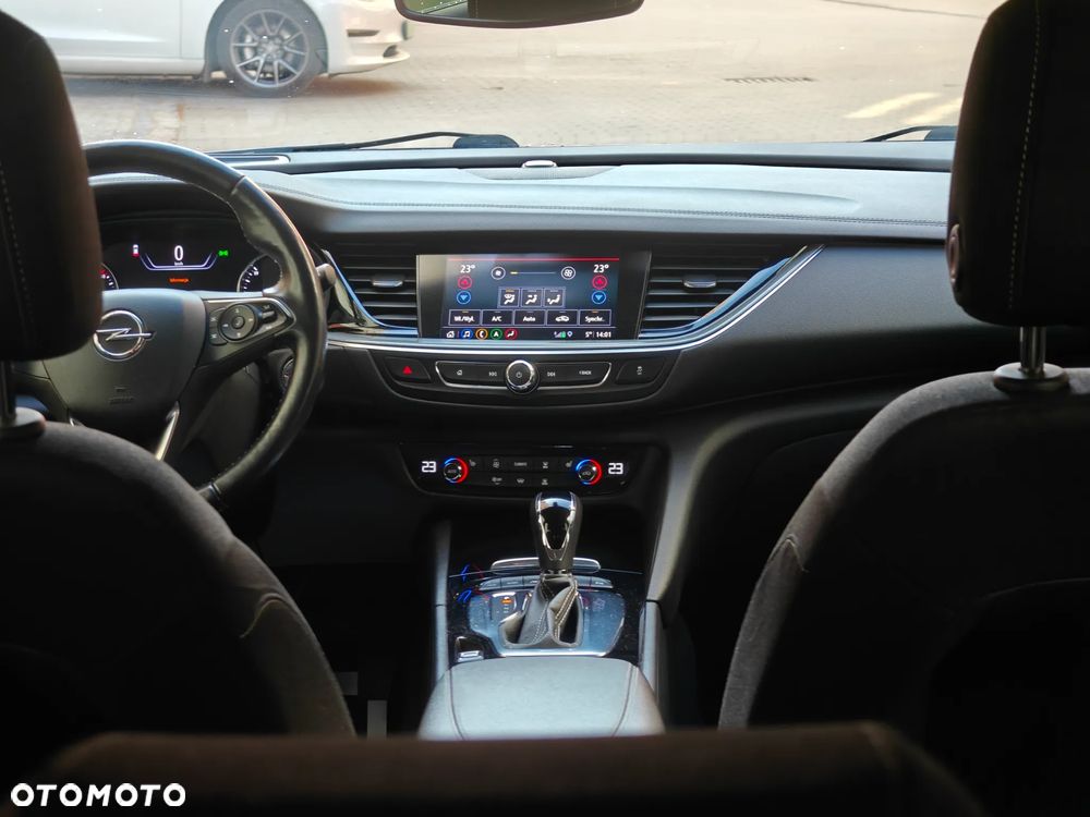 Opel Insignia 2.0 Automatik Business Edition - 17