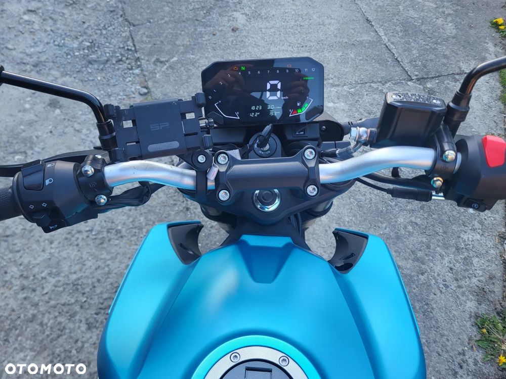 VOGE R125 - 8
