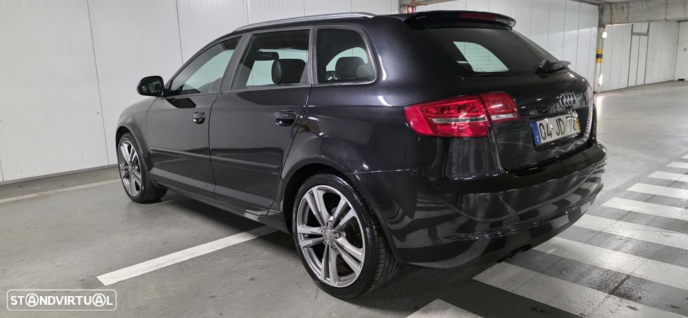 Audi A3 Sportback 2.0 TDi S-line S tronic - 13