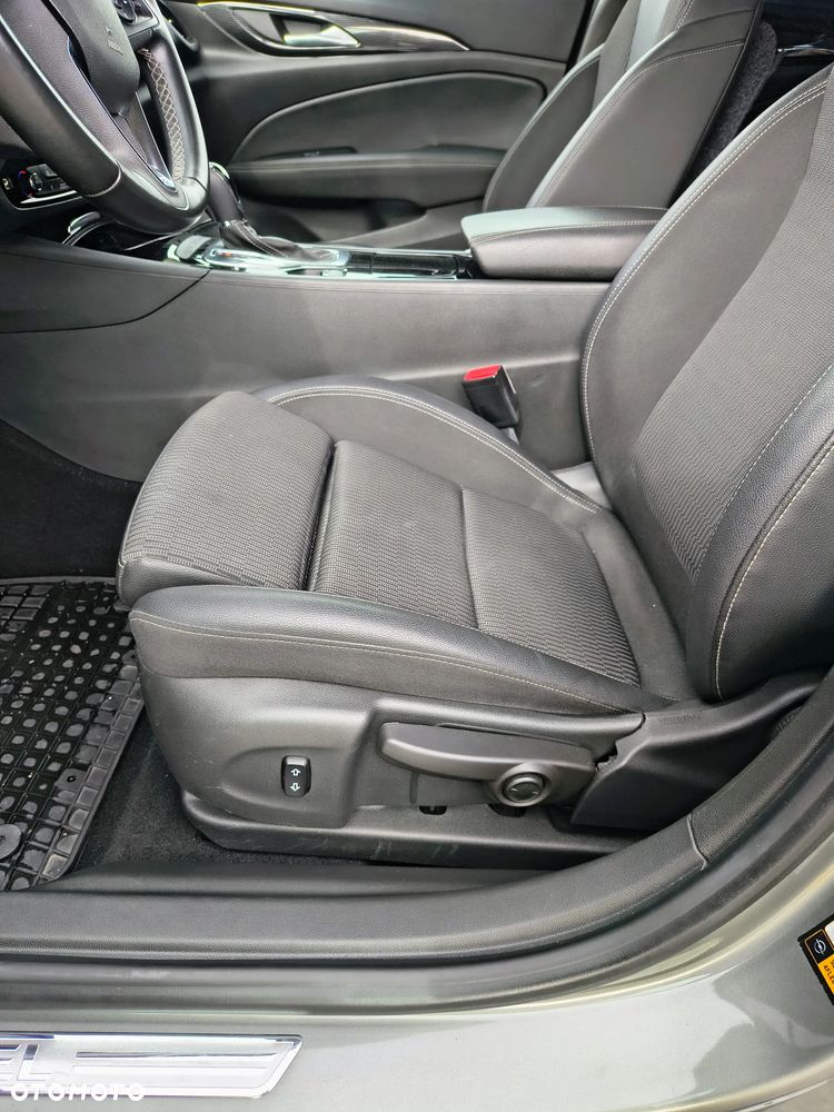 Opel Insignia 1.5 T GPF Innovation S&S - 11