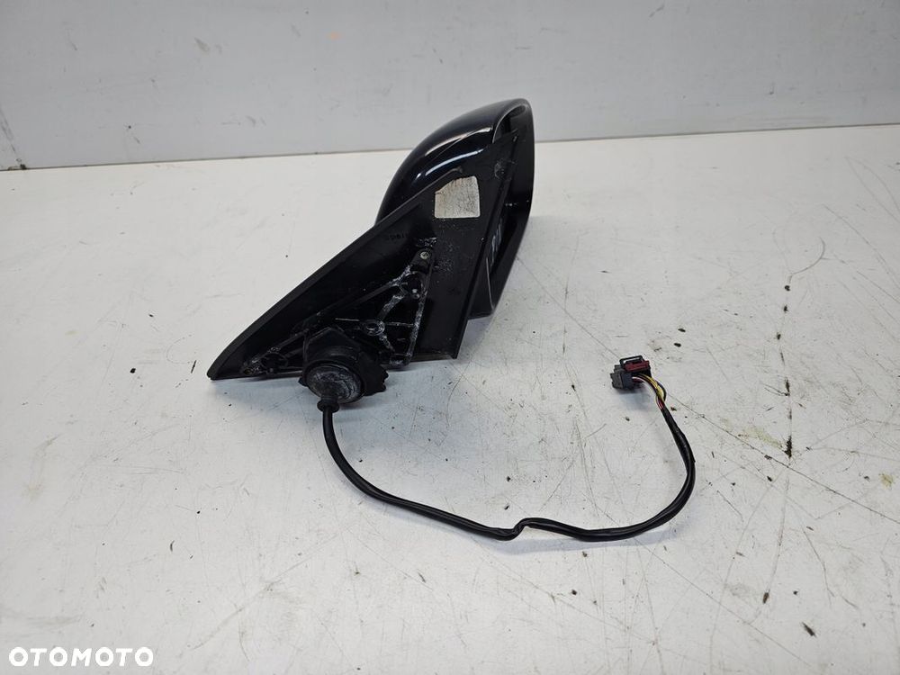 LUSTERKO ZEWNĘTRZNE PRAWE AUDI Q3 8U 6 PIN LY9B UK - 4