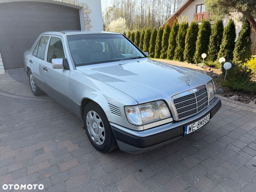 Mercedes-Benz W124 (1984-1993) - 1