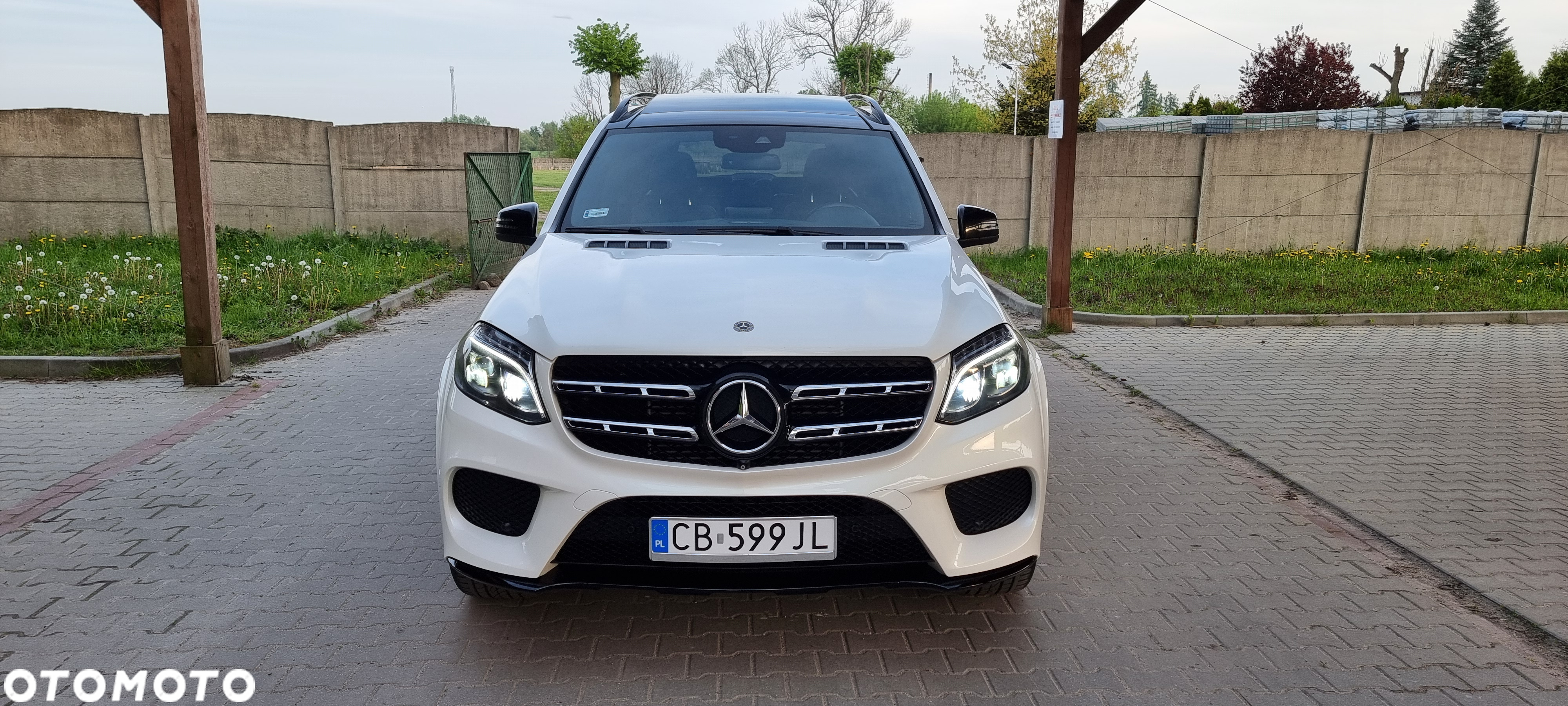Mercedes-Benz GLS 350 d 4-Matic - 8