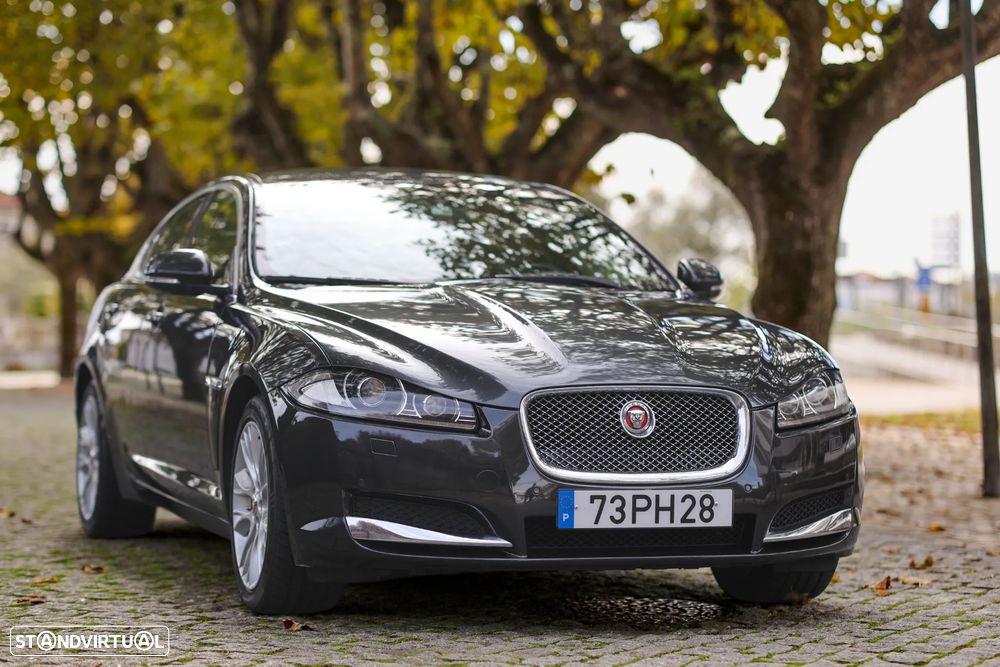 Jaguar Xf 2014 photo 3