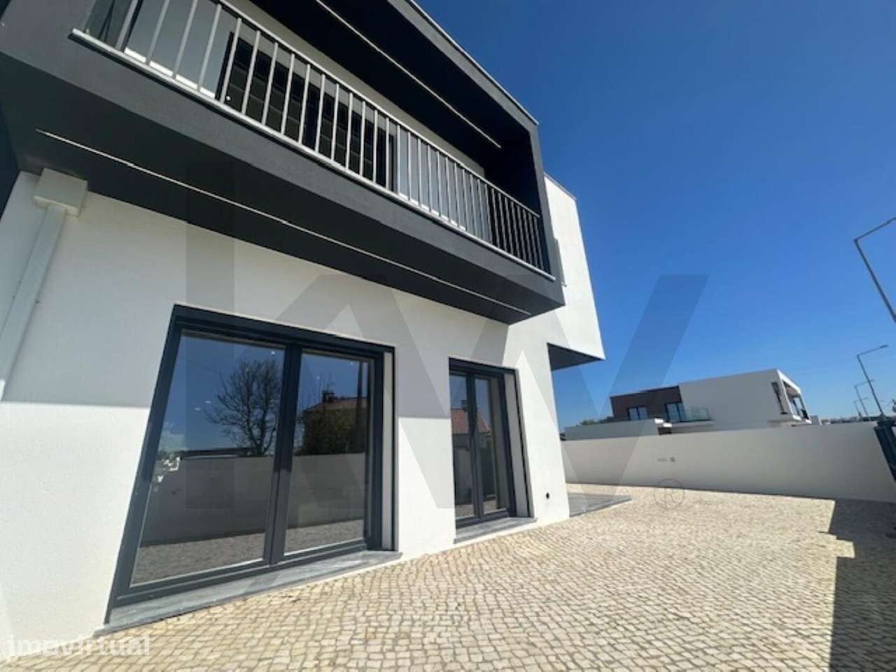 Magnífica Moradia T4 de Arquitetura Contemporânea na Silveira - Grande imagem: 3/33