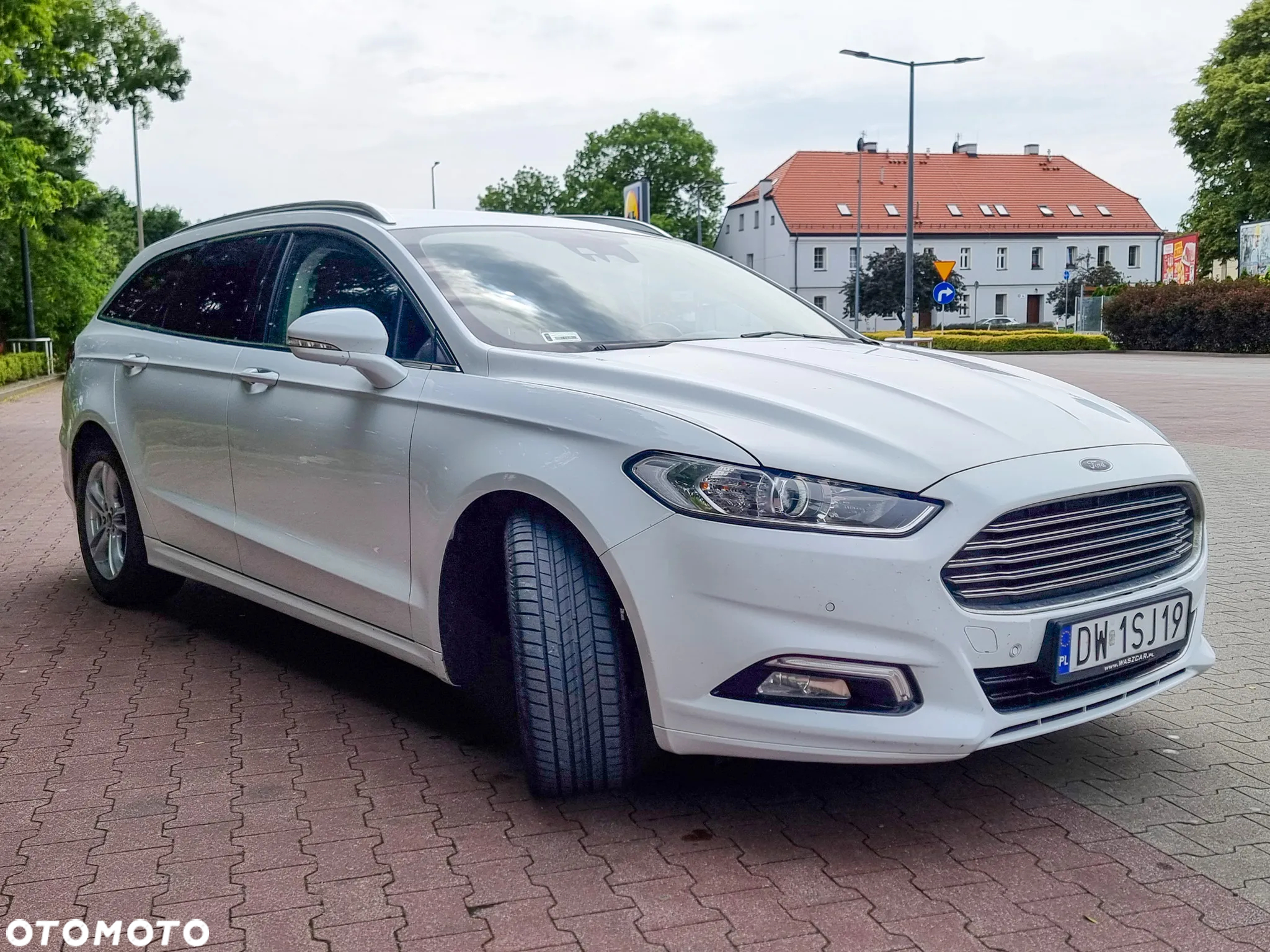 Ford Mondeo 2.0 TDCi Ambiente PowerShift - 2