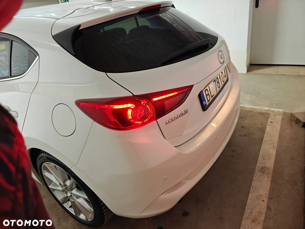 Mazda 3 - 5