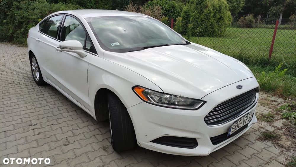Ford Fusion - 1