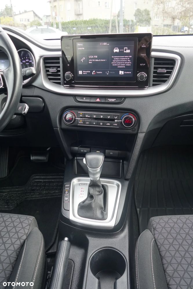 Kia Ceed 1.5 T-GDI M DCT - 12