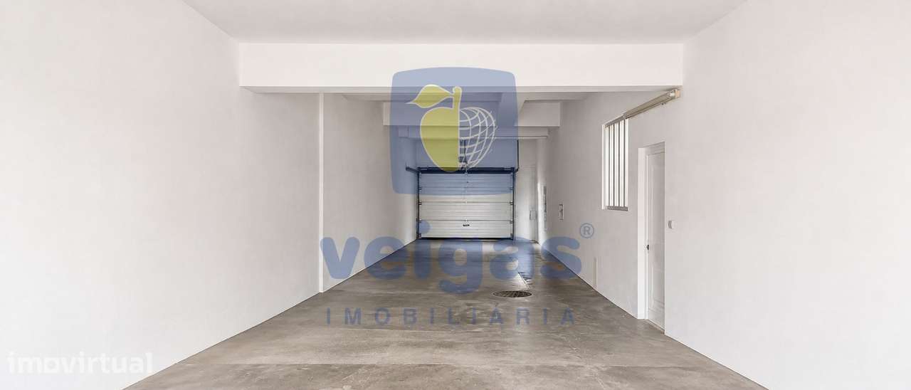 Garagem individual no centro de Alverca – uma oportunidade difícil de - Grande imagem: 2/7