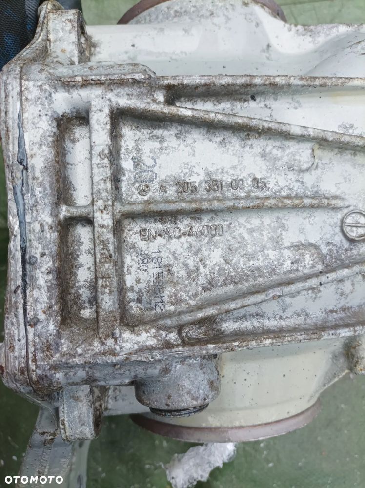 Mercedes C klasa W205 C43 AMG 3.0  most tylny dyfer dyferencjał A2053510005 - 4