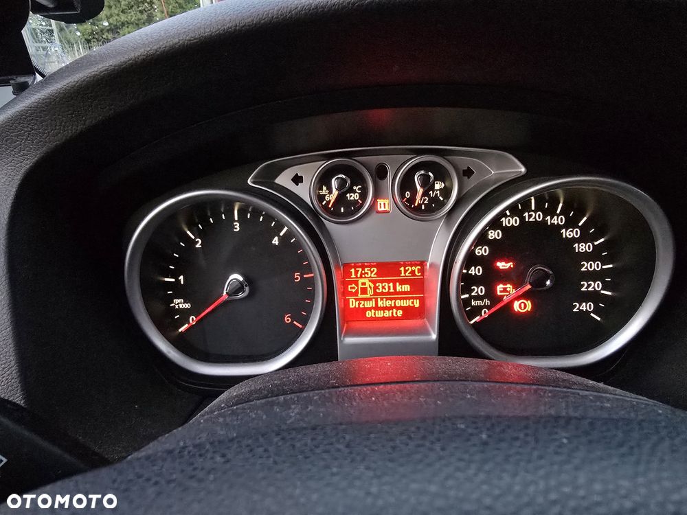 Ford Focus - 8