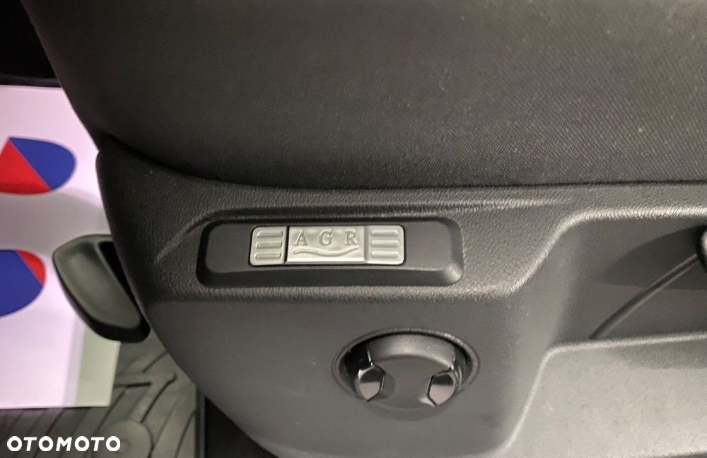 Ford Tourneo Connect - 13