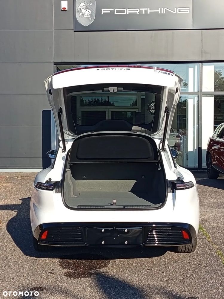 Forthing S7 REEV - 8