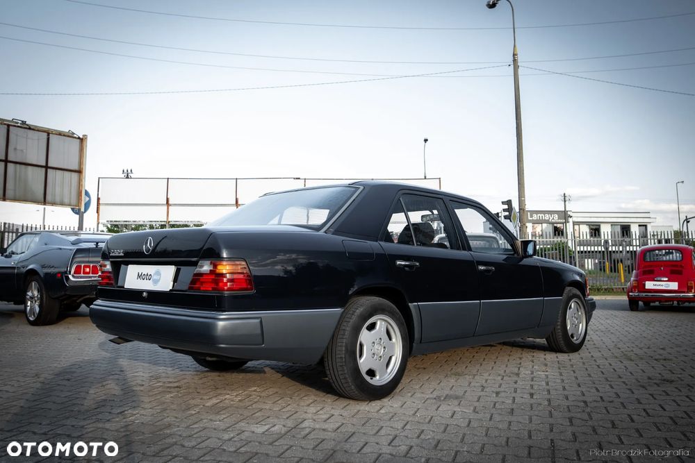 Mercedes-Benz W124 (1984-1993) - 4