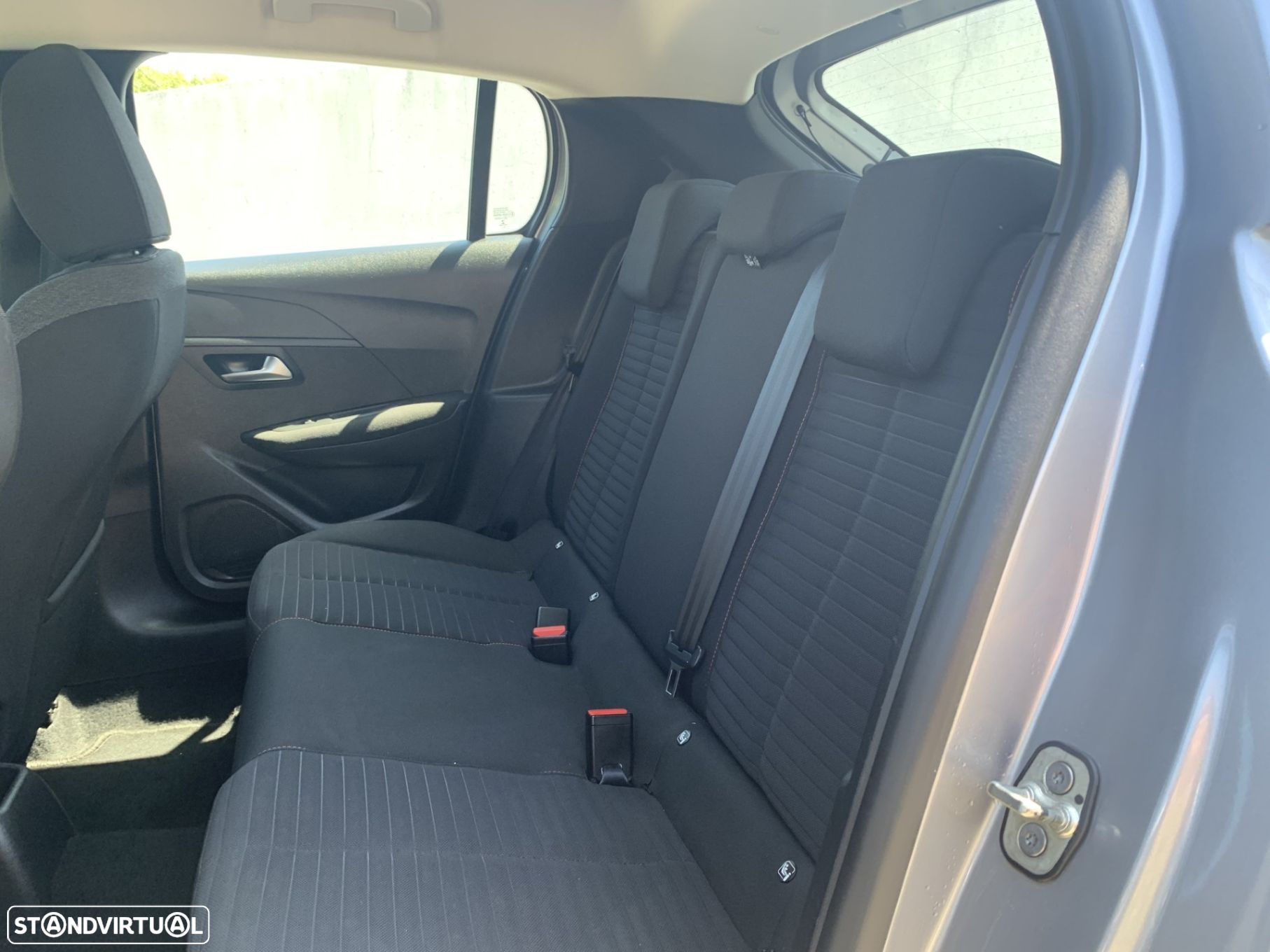 Peugeot 208 1.5 BlueHDi Allure - 8
