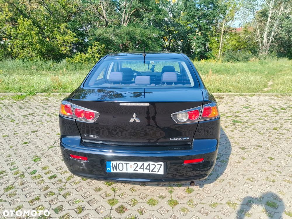 Mitsubishi Lancer - 7