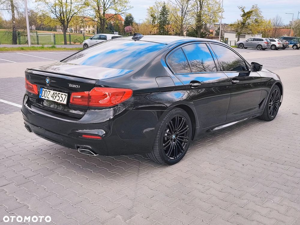 BMW Seria 5 530i xDrive M Sport Edition - 6
