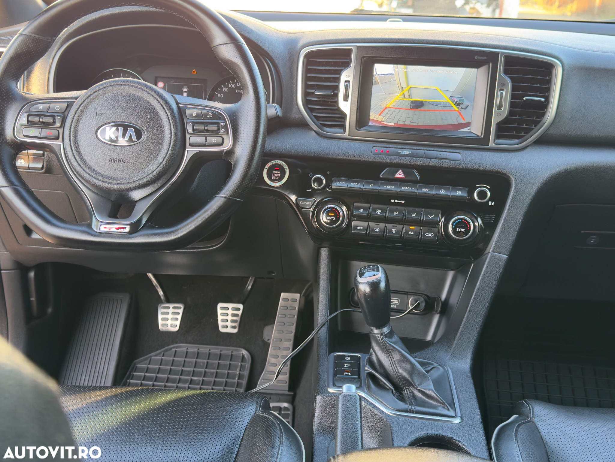 Kia Sportage - 12