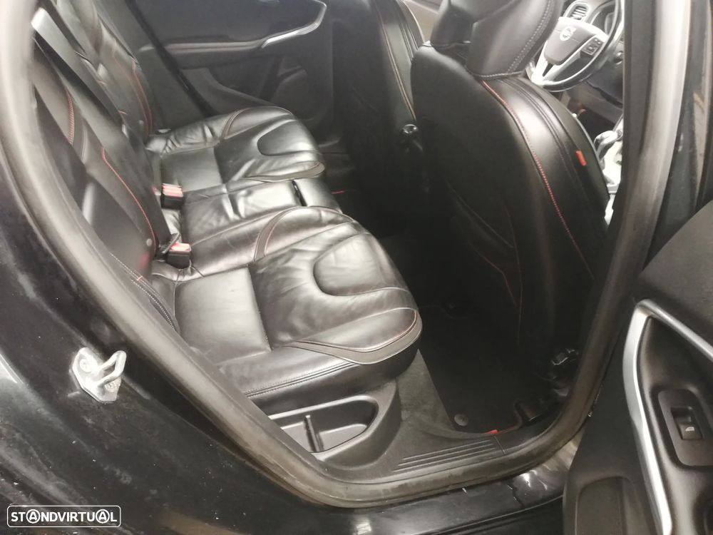 Volvo V40 D2 Ocean Race - 12