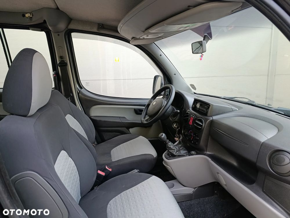 Fiat Doblo 1.4 8V Family - 17