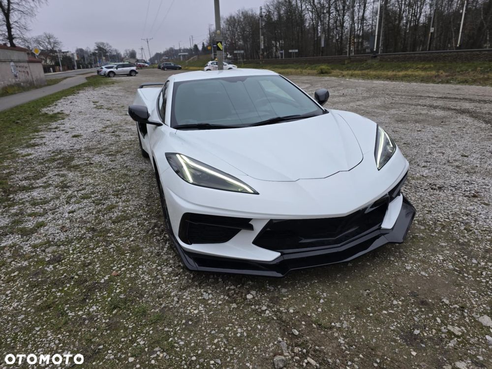 Chevrolet Corvette - 1