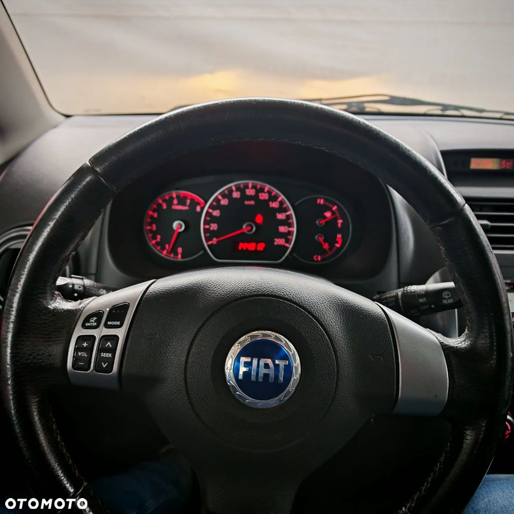 Fiat Sedici 1.6 16V 4x4 Luxury - 14