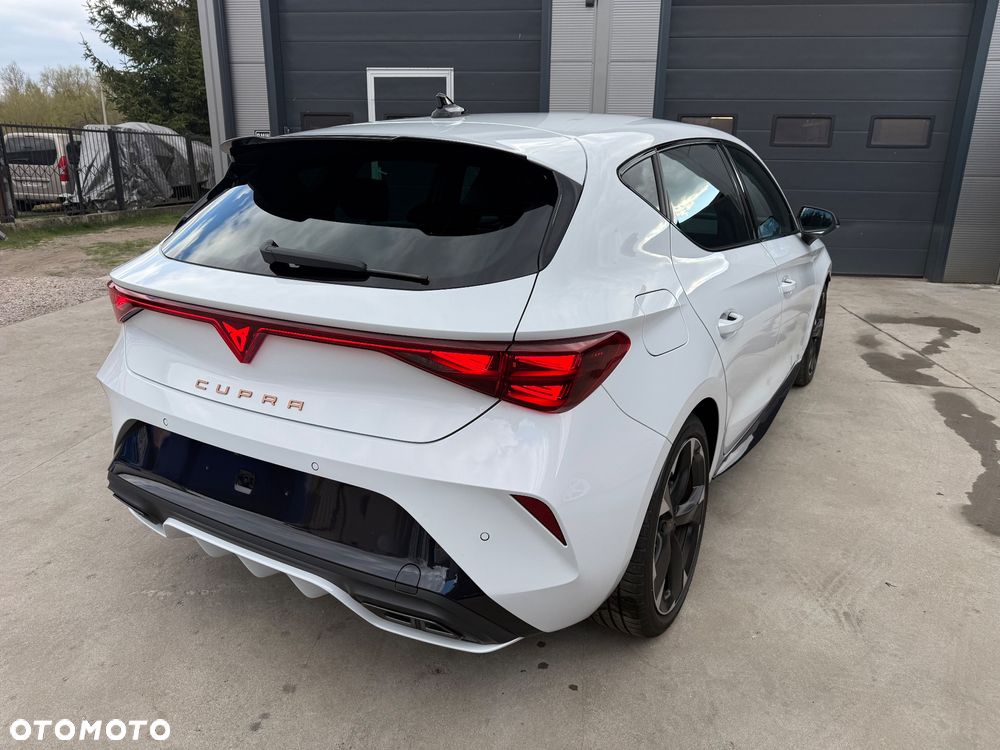 Cupra Leon 1.5 eTSI mHEV DSG - 13