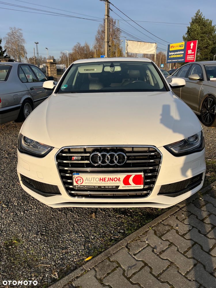 Audi A4 Limousine 2.0 TFSI multitronic S line Sportpaket - 9