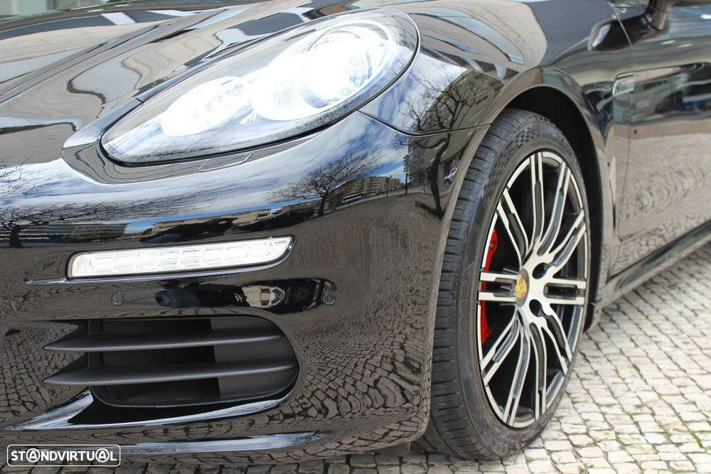 Porsche Panamera Edition - 5