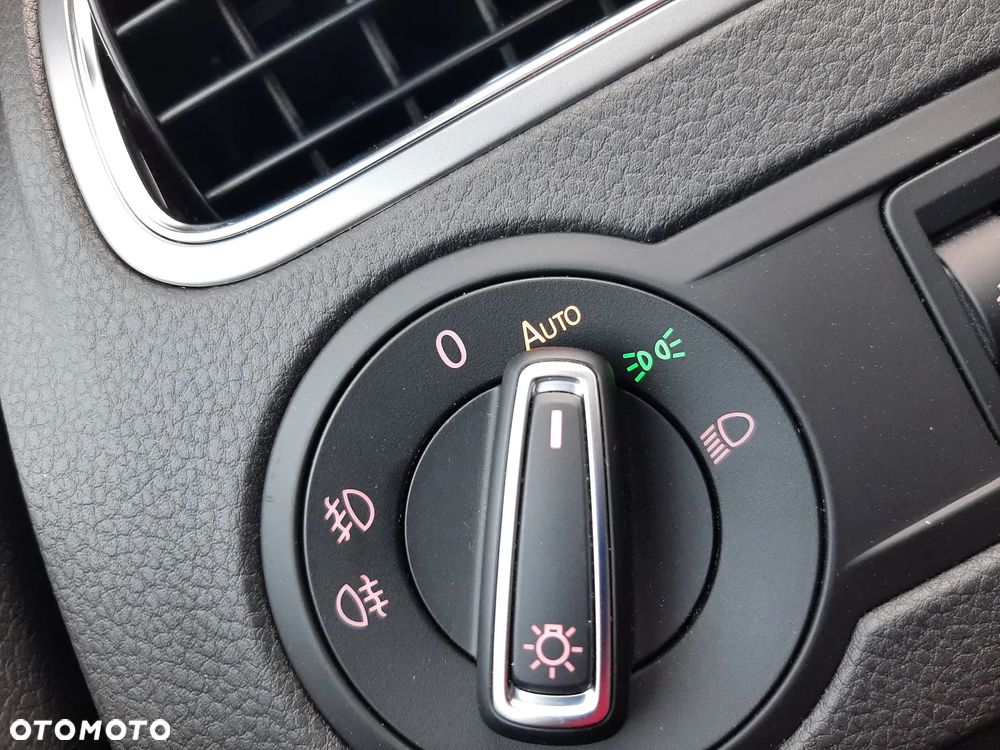 Volkswagen Polo 1.2 TSI Blue Motion Technology Allstar - 26