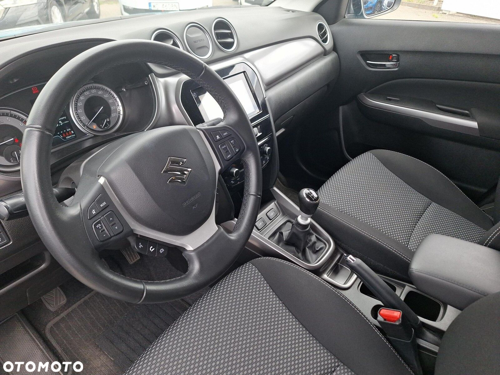Suzuki Vitara - 17