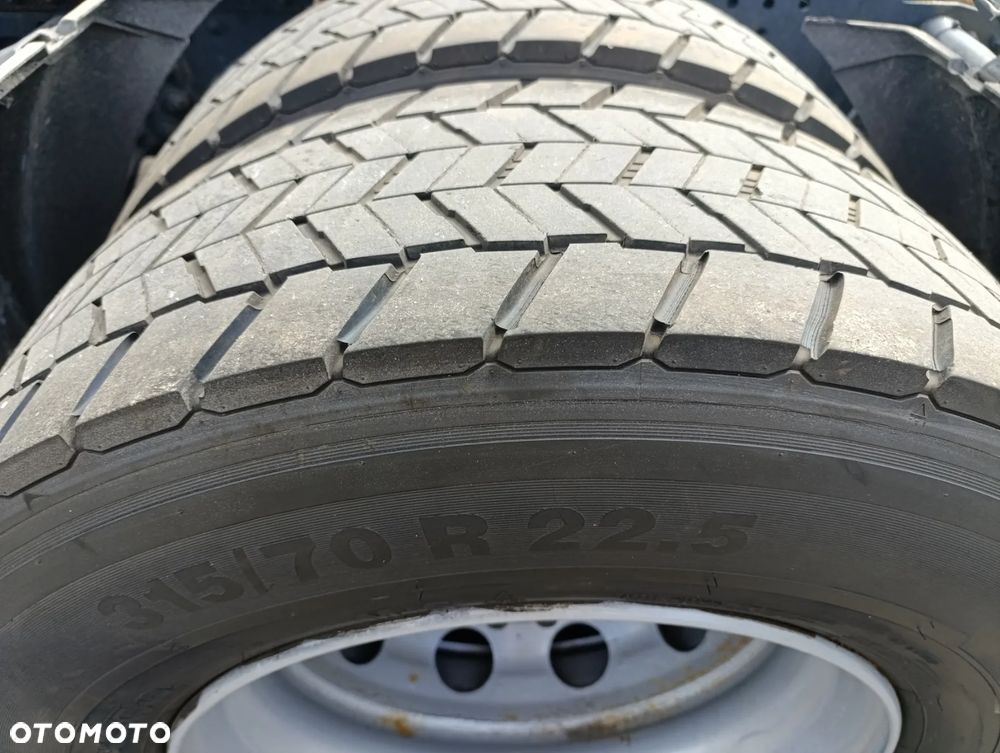 MAN TGX - 9