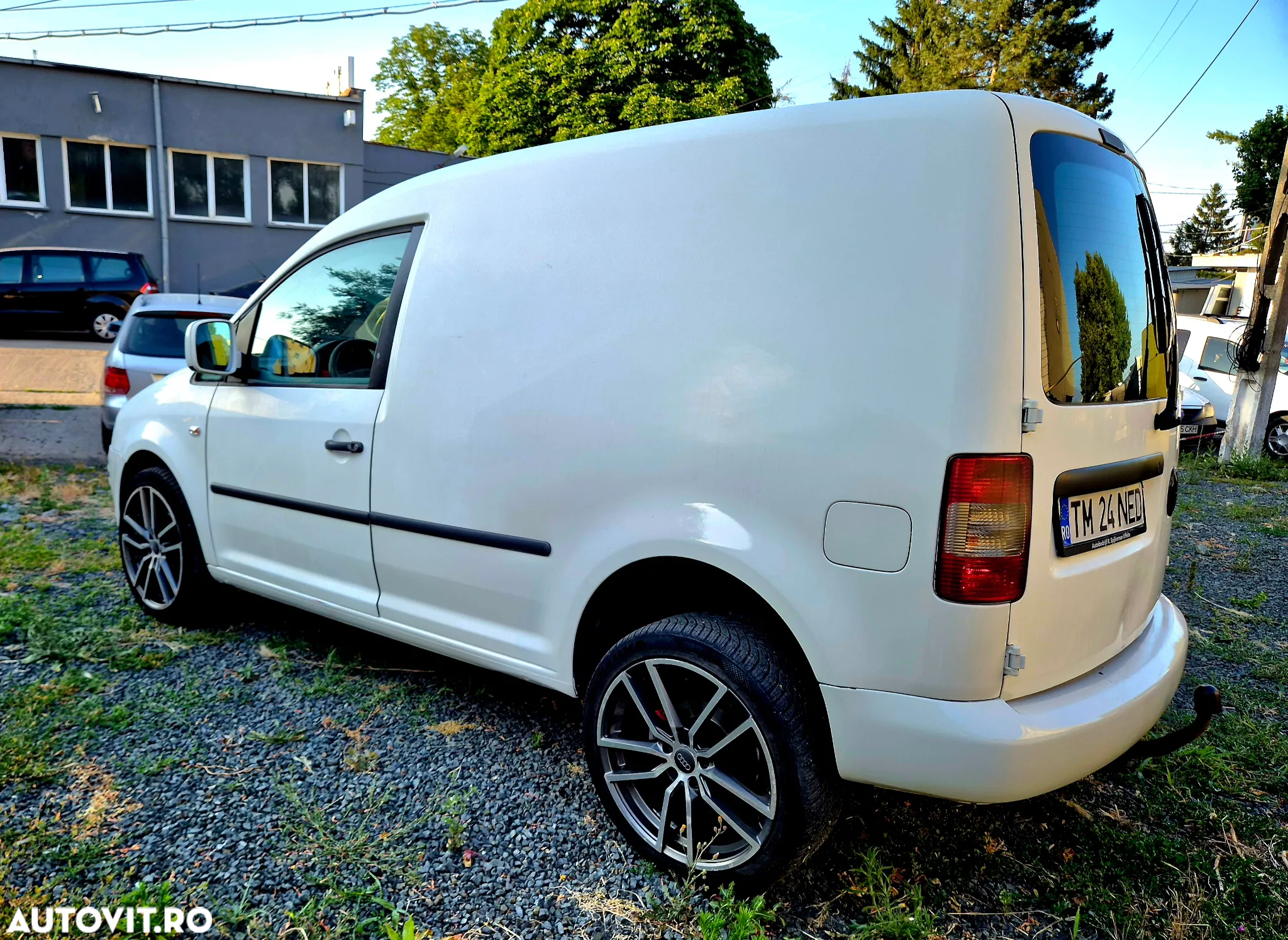 Volkswagen Caddy 1.9 TDI DPF (5-Si.) 4MOTION - 3