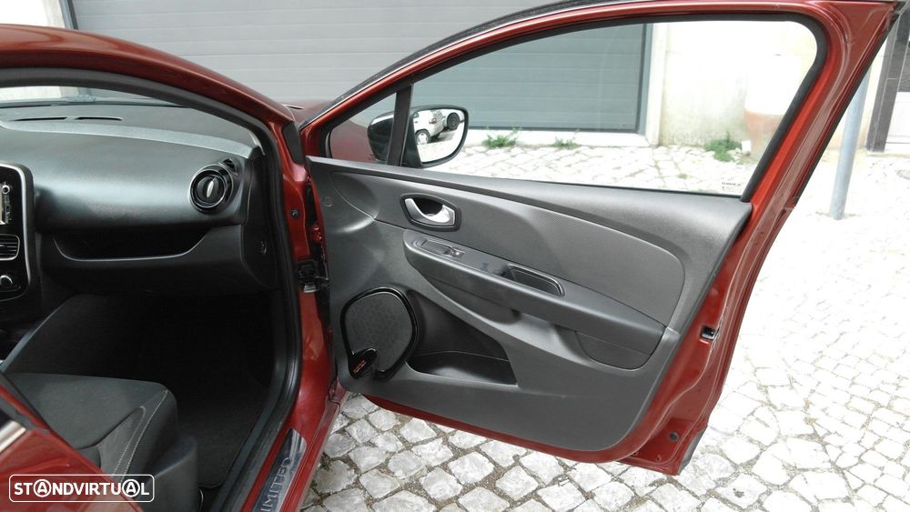 Renault Clio 0.9 TCe Limited - 19