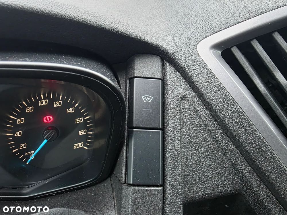 Ford Transit - 27