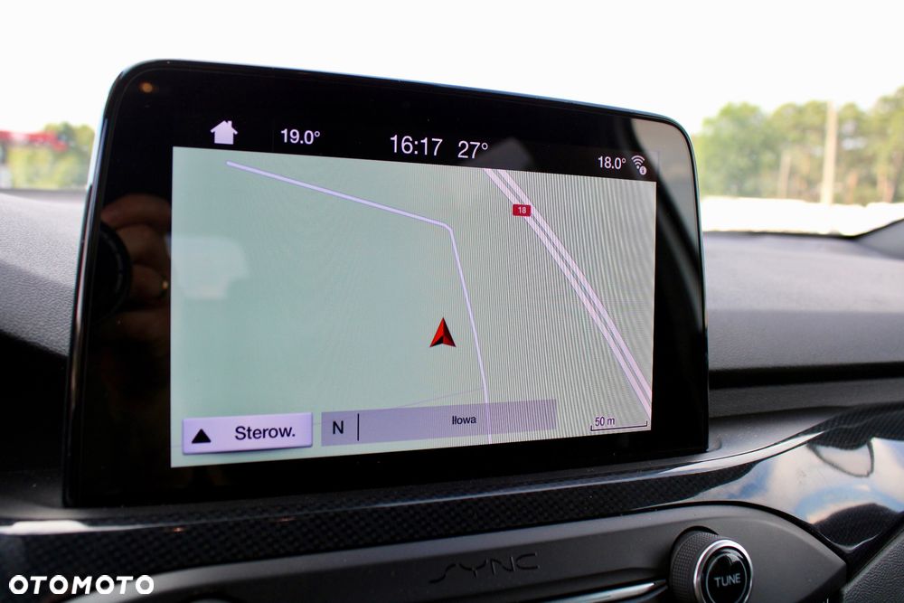 Ford Focus 2.0 EcoBlue STart-Stopp-System ST-LINE - 13