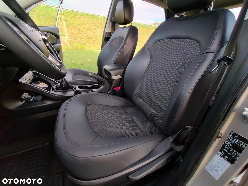 Hyundai ix35 2.0 CRDi 2WD Style - 24