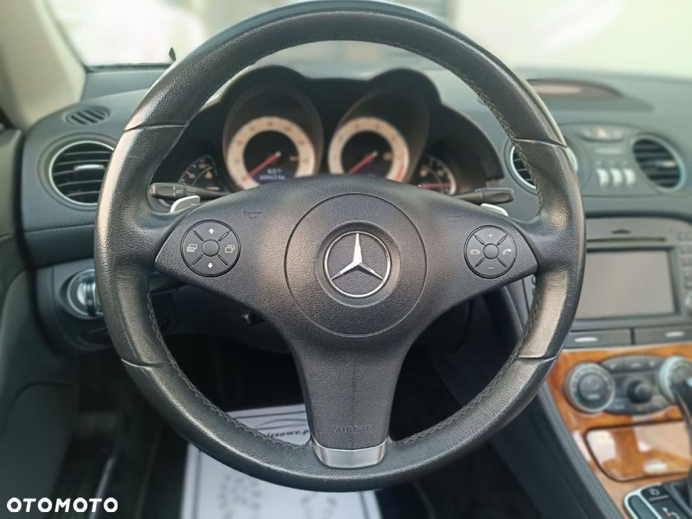 Mercedes-Benz SL 500 7G-TRONIC - 29