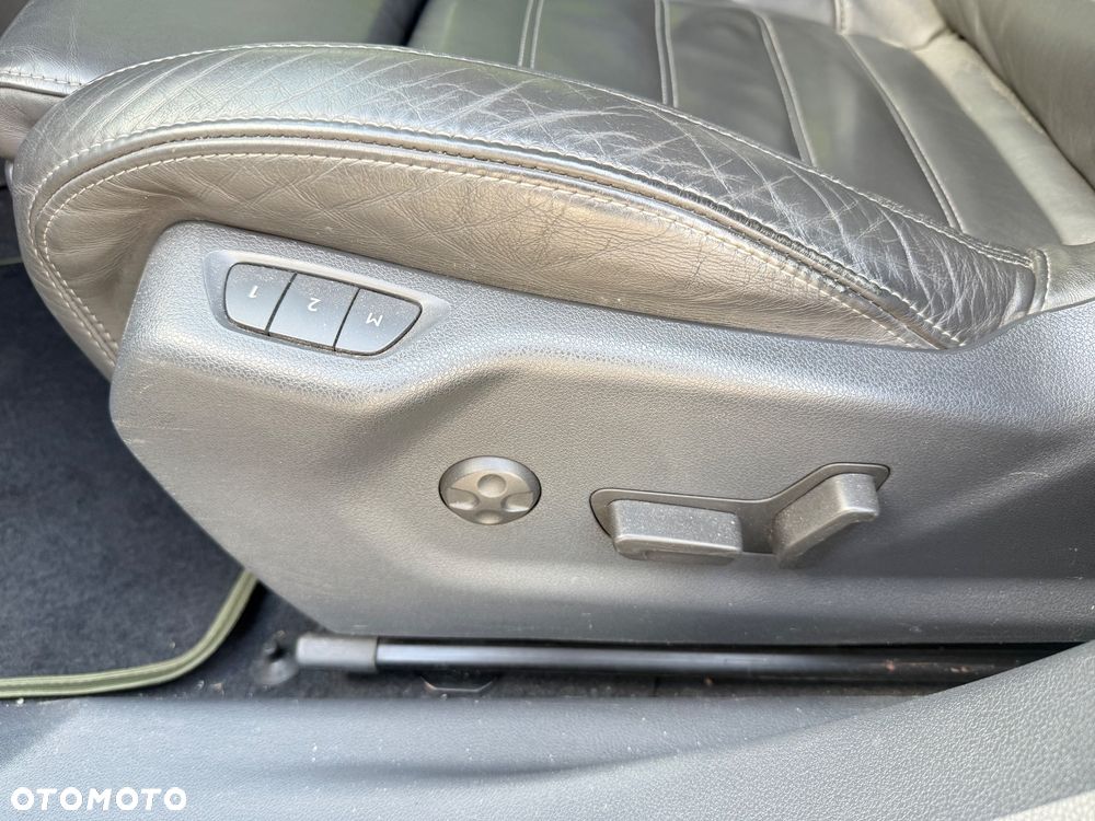 Peugeot 508 Hybrid4 Allure - 11