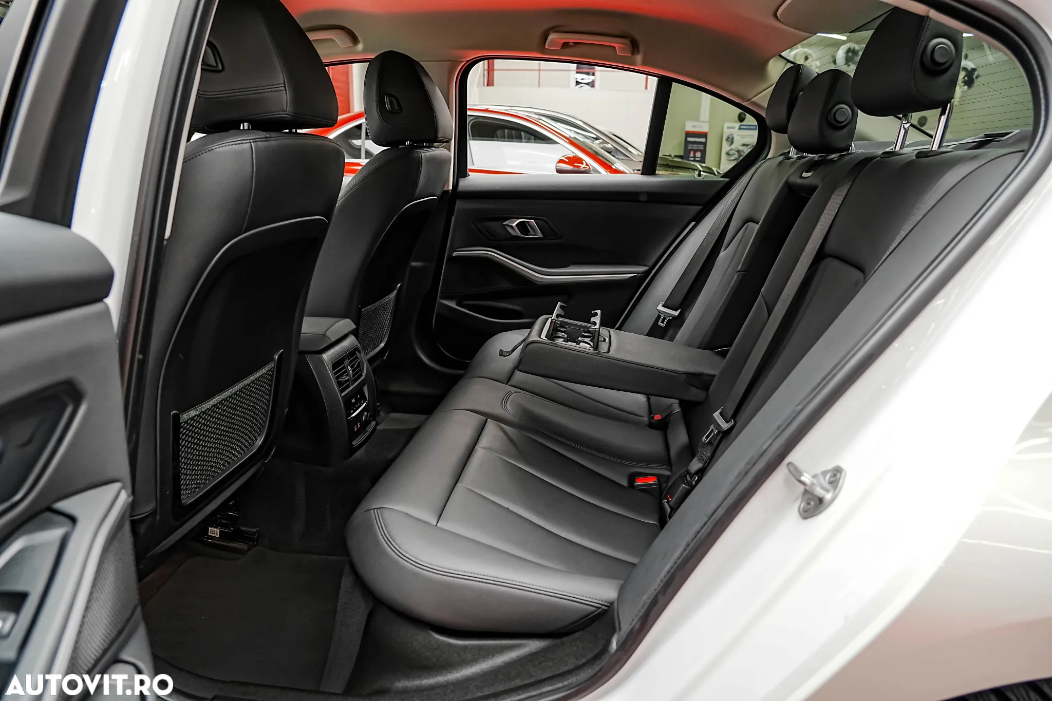 BMW Seria 3 330e Aut. Sport Line - 22