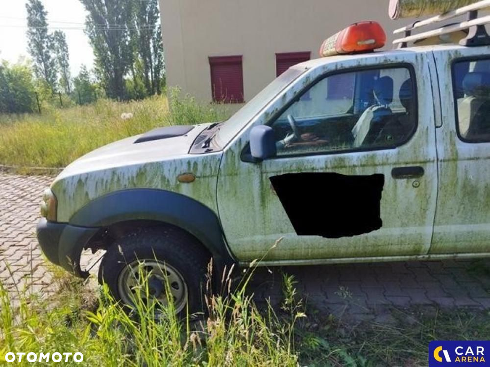 Nissan NP300 - 16