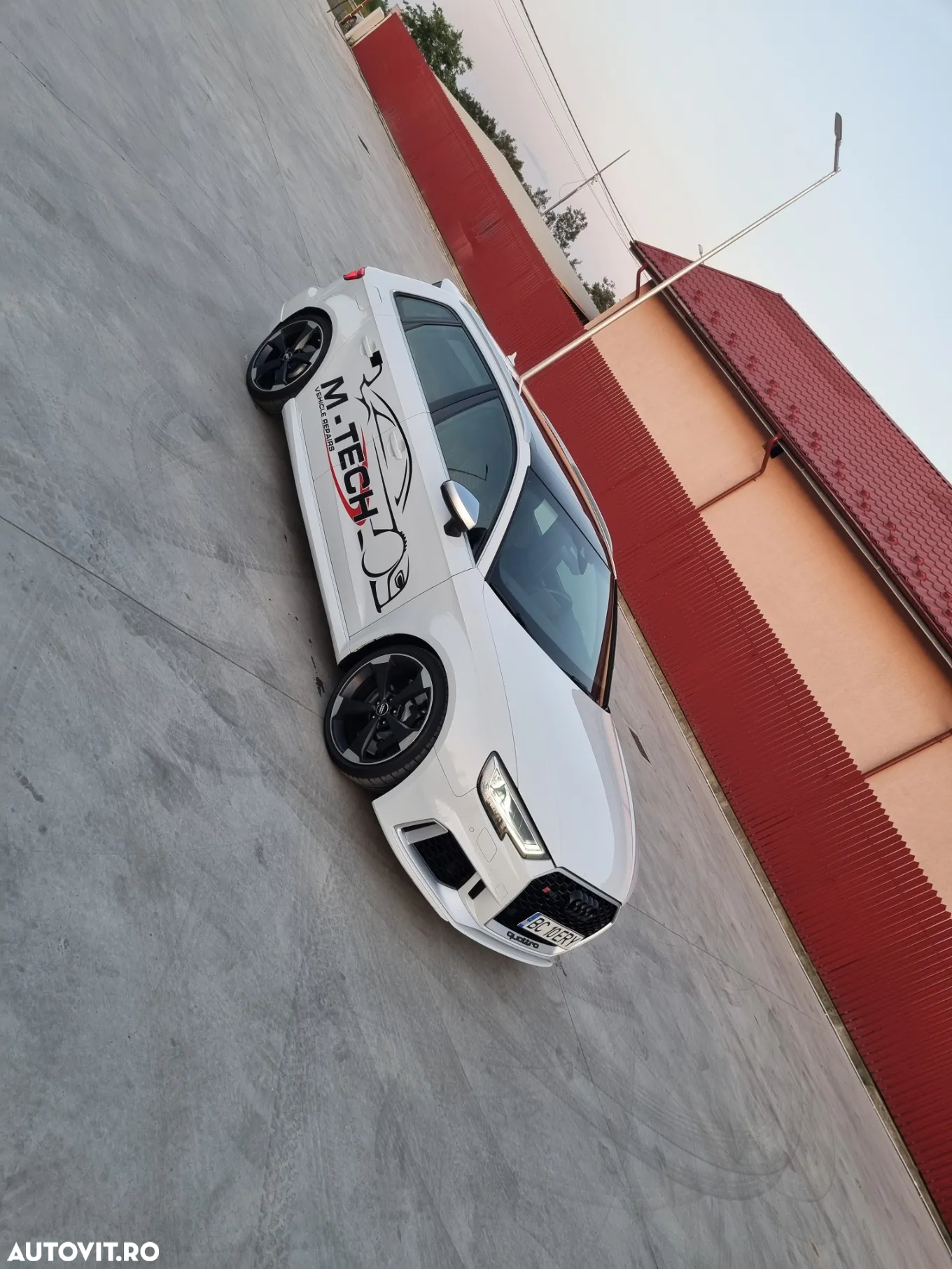 Audi RS3 TFSI Sportback quattro S tronic - 3