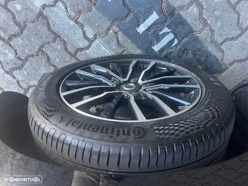 Volvo V40 2.0 D3 R-Design Momentum - 17