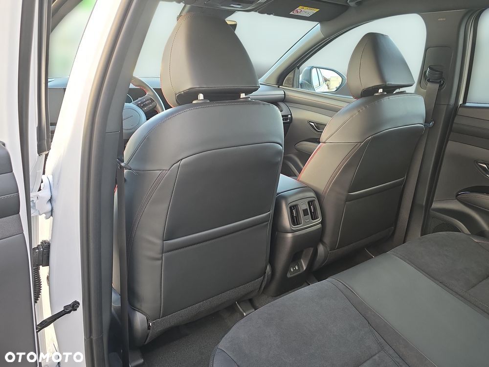 Hyundai Tucson 1.6 T-GDi N-Line 4WD DCT - 10